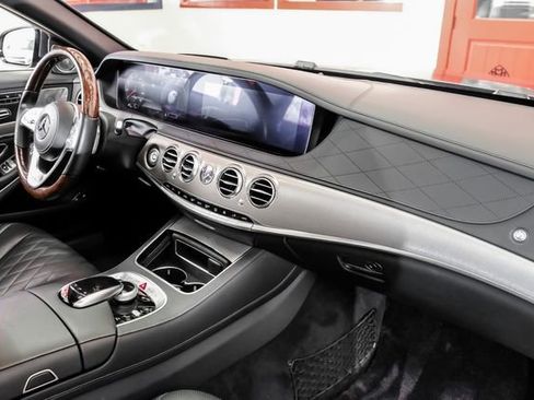 Used 2018 Mercedes-Benz Maybach S 650 image 13