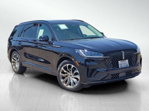 Used 2026 Lincoln Aviator 2WD w/ Jet Appearance Package image 1
