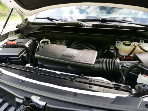 Used 2022 GMC Yukon SLT w/ SLT Premium Package image 43