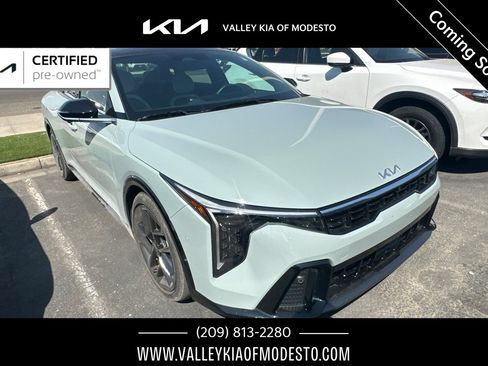 Certified 2025 Kia K4 GT-Line Turbo FWD image 1