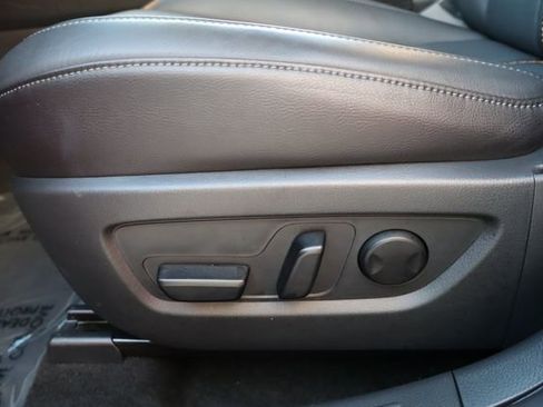 Used 2025 MAZDA CX-50 AWD 2.5 Hybrid w/ Premium Pkg image 13