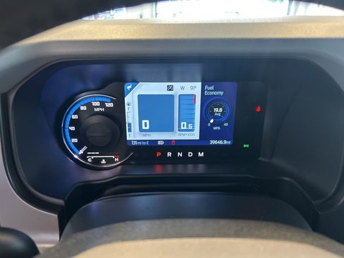 Used 2023 Ford Bronco Badlands image 21