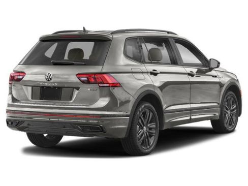 Certified 2023 Volkswagen Tiguan SE R-Line AWD/4WD image 2