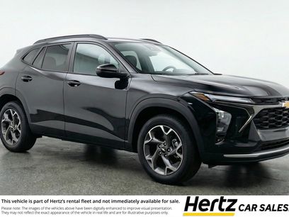 Used 2025 Chevrolet Trax LT