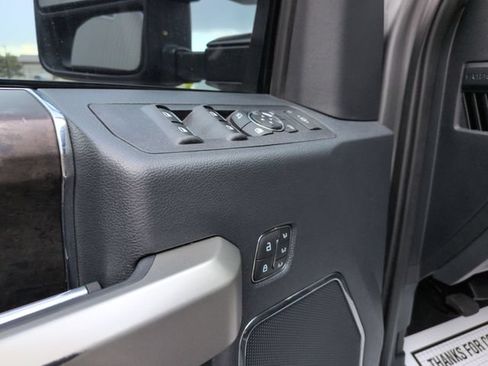 Used 2022 Ford F250 Lariat w/ Tremor Off-Road Package AWD/4WD image 11