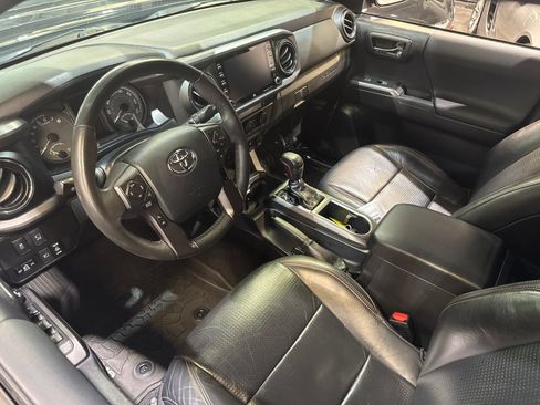 Used 2020 Toyota Tacoma TRD Pro AWD/4WD image 21