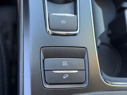 Used 2018 Ford Fusion SE w/ Equipment Group 602A FWD image 24