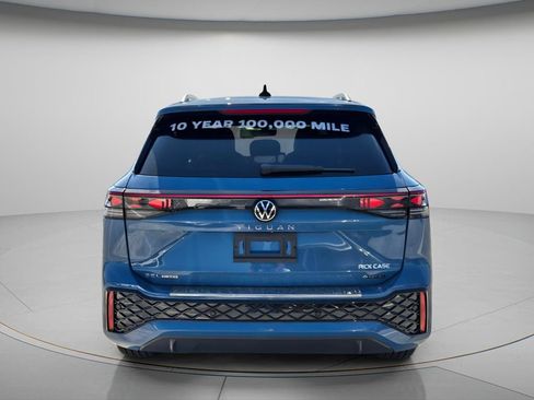 New 2026 Volkswagen Tiguan SEL R-Line AWD/4WD image 4
