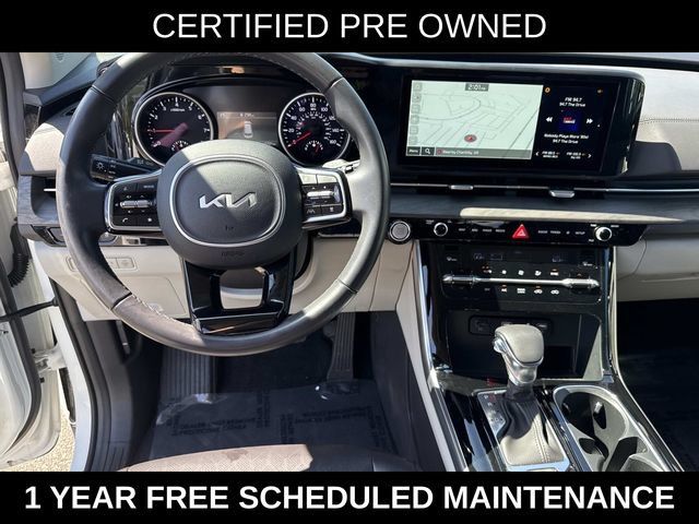 Used 2024 Kia Carnival EX FWD image 17