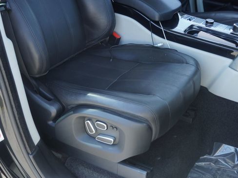 Used 2014 Land Rover Range Rover Supercharged image 20