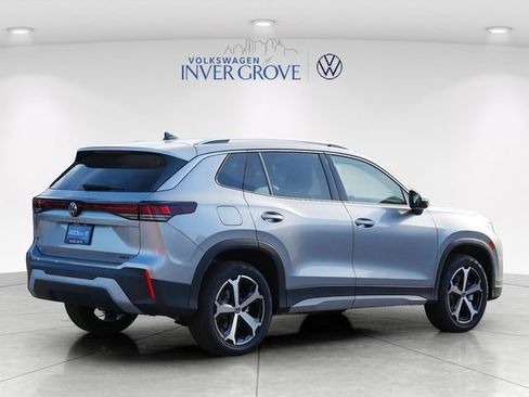 New 2026 Volkswagen Tiguan SE AWD/4WD image 2