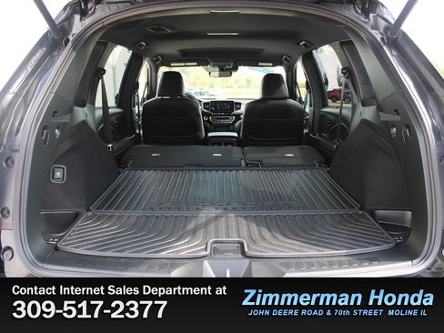 Used 2024 Honda Passport Black Edition image 7