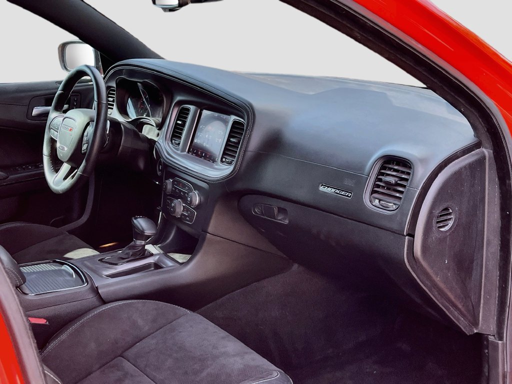 Used 2023 Dodge Charger R/T w/ Plus Group RWD image 31