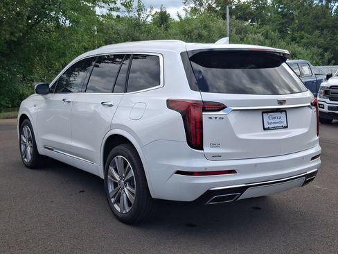 Used 2024 Cadillac XT6 Premium Luxury w/ LPO, Floor Liner Package AWD/4WD image 7