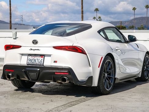 Used 2024 Toyota Supra image 9