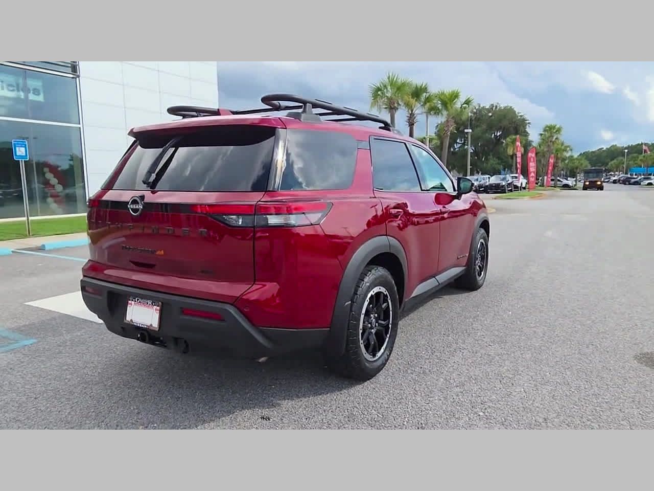 Used 2024 Nissan Pathfinder Rock Creek AWD/4WD image 31