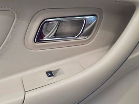 Used 2014 Ford Taurus SEL w/ Equipment Group 201A image 25