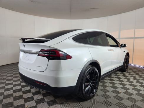 Used 2020 Tesla Model X Long Range image 7