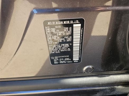 Used 2024 INFINITI QX80 Luxe image 30