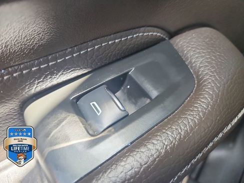 Certified 2022 GMC Yukon Denali RWD image 12