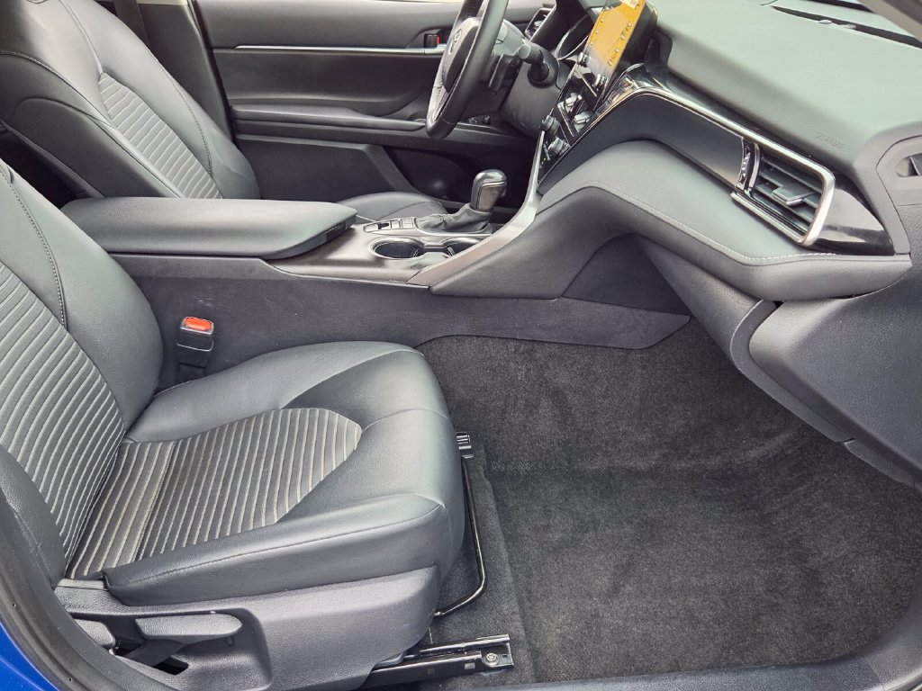 Used 2024 Toyota Camry SE FWD image 18