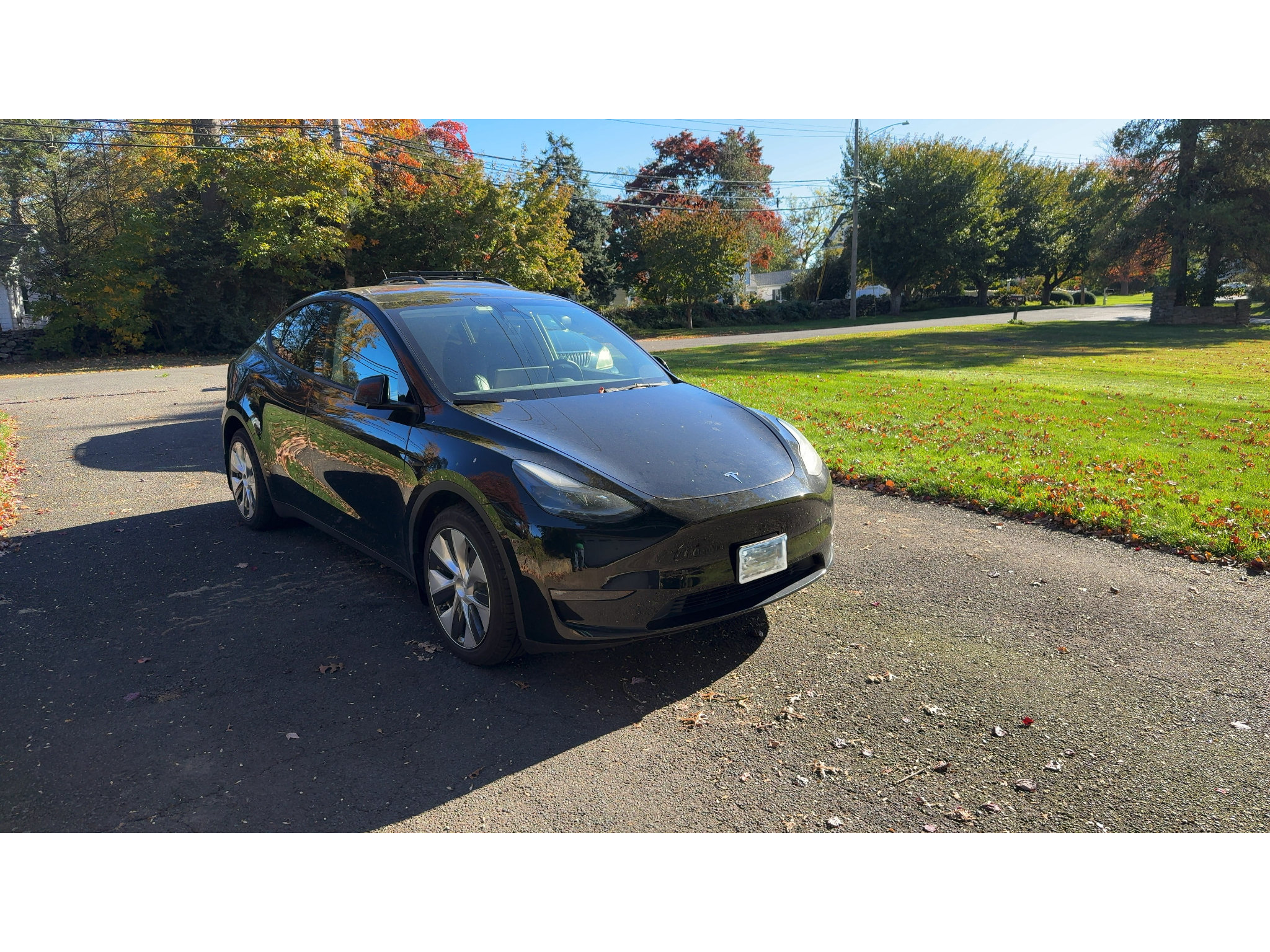 Used 2023 Tesla Model Y Long Range AWD/4WD image 4