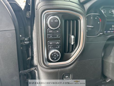 Certified 2022 GMC Sierra 2500 SLT w/ X31 Off-Road Package image 22