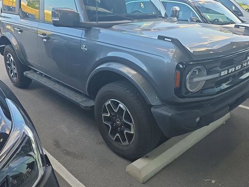 Used 2024 Ford Bronco Outer Banks AWD/4WD image 1