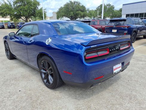 Used 2019 Dodge Challenger GT w/ Performance Handling Group RWD image 3