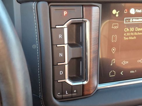 Used 2024 GMC Yukon Denali Ultimate image 18