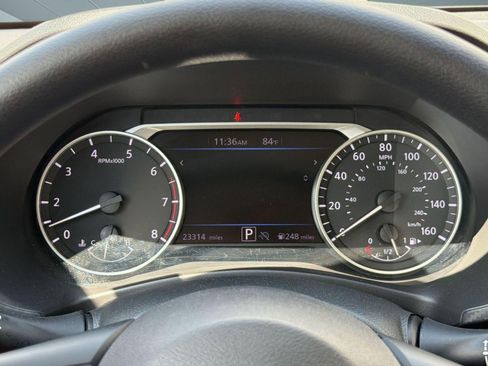 Used 2025 Nissan Sentra SV FWD image 18