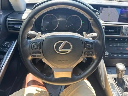 Used 2018 Lexus IS 300 AWD w/ Comfort Package image 17