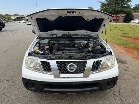 Used 2018 Nissan Frontier S RWD image 23