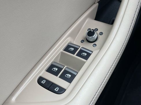 Used 2024 Audi A4 2.0T allroad Premium Plus image 31