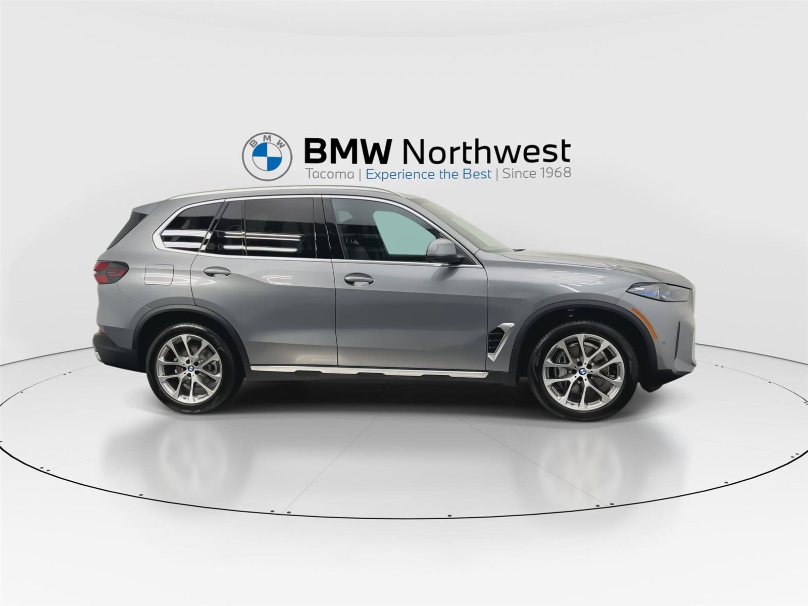Used 2026 BMW X5 xDrive40i AWD/4WD image 5