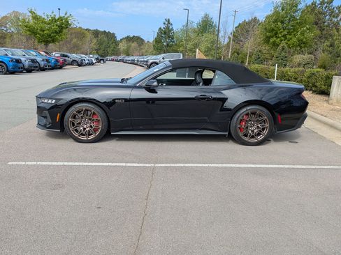 Certified 2024 Ford Mustang GT Premium w/ GT Performance Package image 7