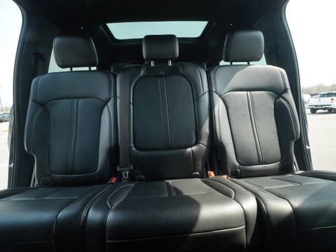 Used 2024 Jeep Wagoneer 4WD w/ Premium Group I image 37