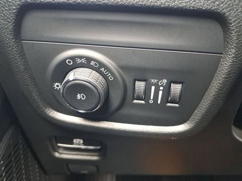 New 2025 Jeep Grand Cherokee L Limited w/ Black Appearance Package AWD/4WD image 27
