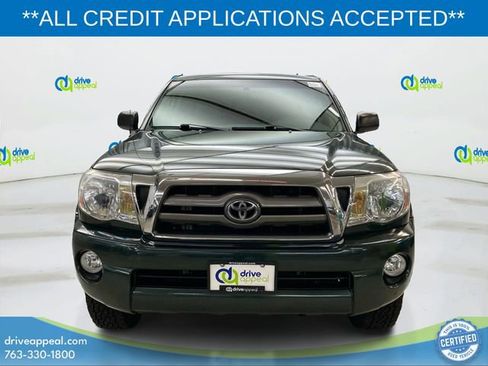 Used 2010 Toyota Tacoma 4x4 Double Cab image 2