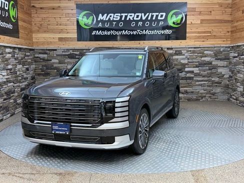 Used 2026 Hyundai Palisade Calligraphy AWD/4WD image 4