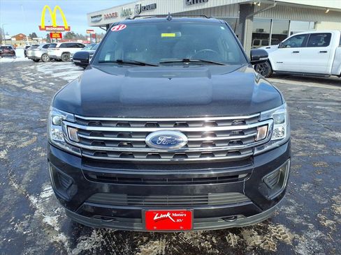 Used 2021 Ford Expedition XLT image 9