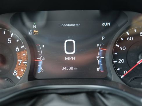 Used 2025 Jeep Compass Trailhawk AWD/4WD image 4