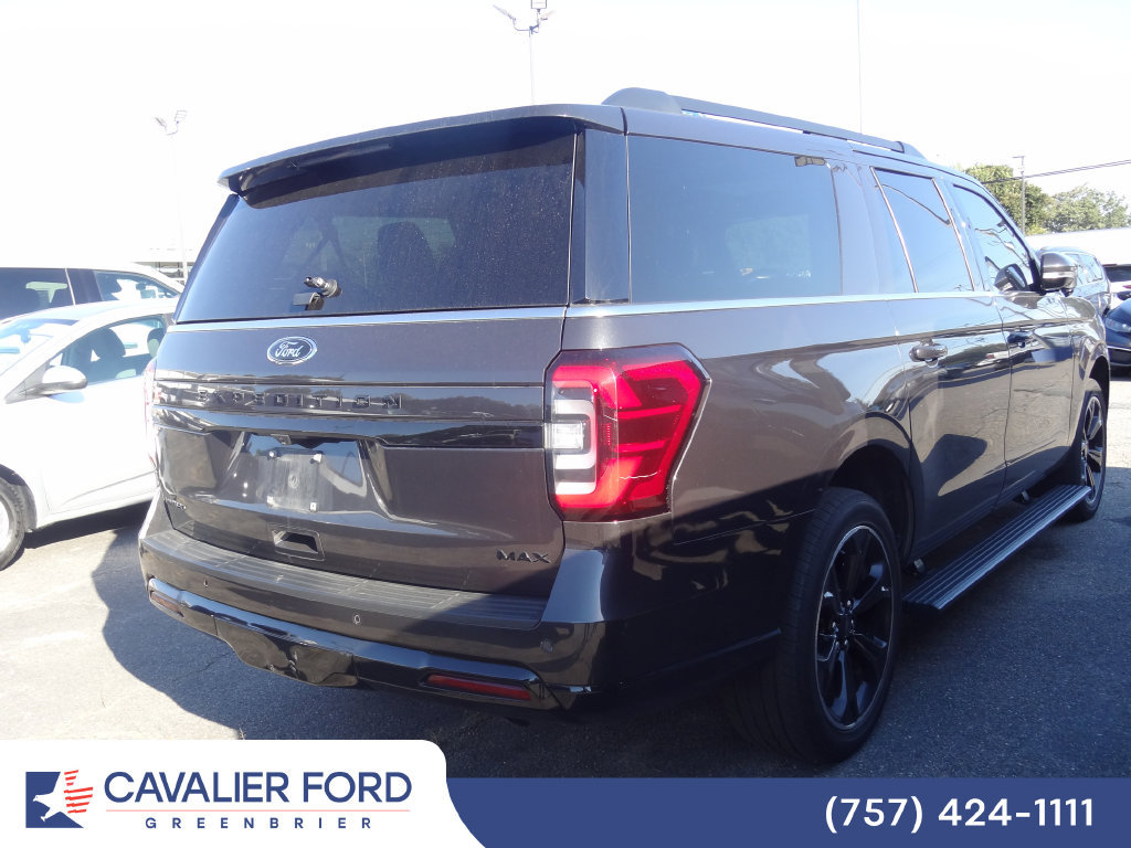Used 2023 Ford Expedition Max Limited AWD/4WD image 5