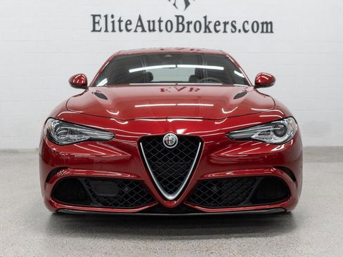 Used 2017 Alfa Romeo Giulia Quadrifoglio image 3