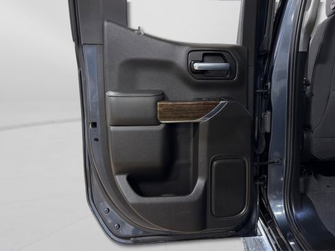 Used 2022 GMC Sierra 1500 SLE w/ X31 Off-Road Package image 35