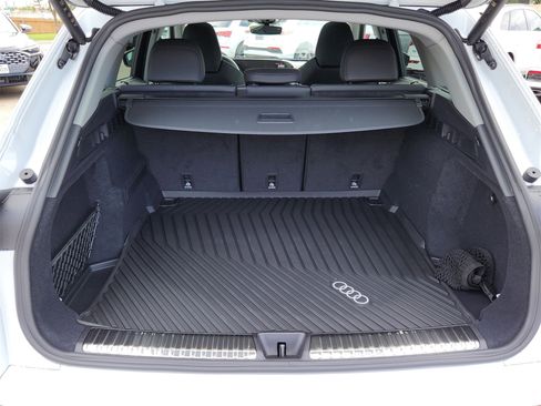 New 2025 Audi Q5 Premium Plus image 12