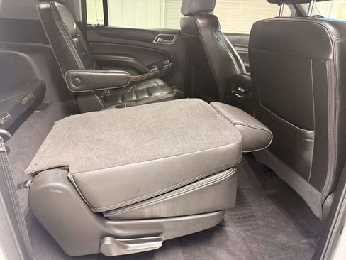 Used 2019 GMC Yukon XL Denali w/ Denali Ultimate Package image 41