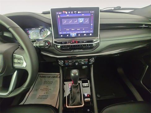 Used 2025 Jeep Compass Latitude w/ Convenience Group image 11