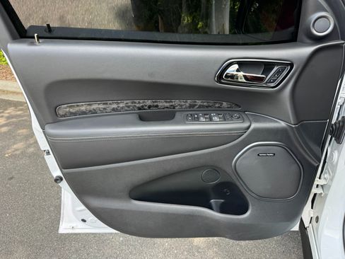 Used 2022 Dodge Durango SRT w/ Premium Interior Group AWD/4WD image 25