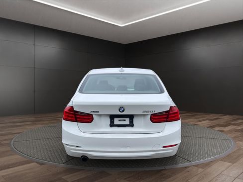 Used 2014 BMW 320i xDrive Sedan AWD/4WD image 7